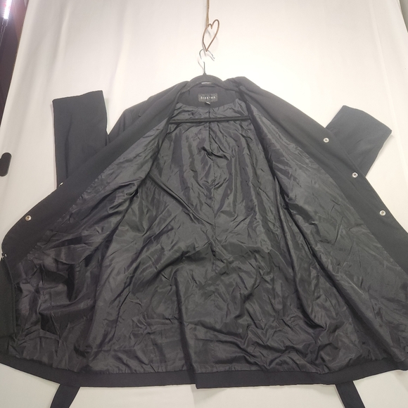 ⭐️Braetan Sleek Black Mid Length Trench Coat for Women XXL⭐️ - Picture 8 of 12